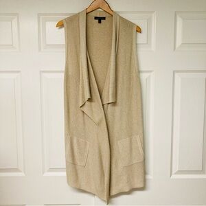 EUC (wore once) Banana Republic long oversized sweater vest/kimono. Camel Size S